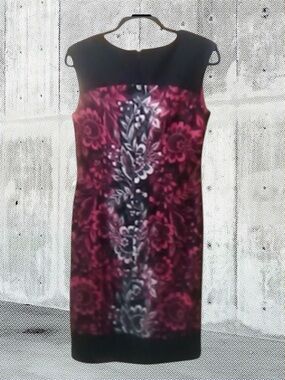 MAGGIE LONDON DESIGNER Sleeveless Black Dress w/ Pink & White Floral Pattern (6)